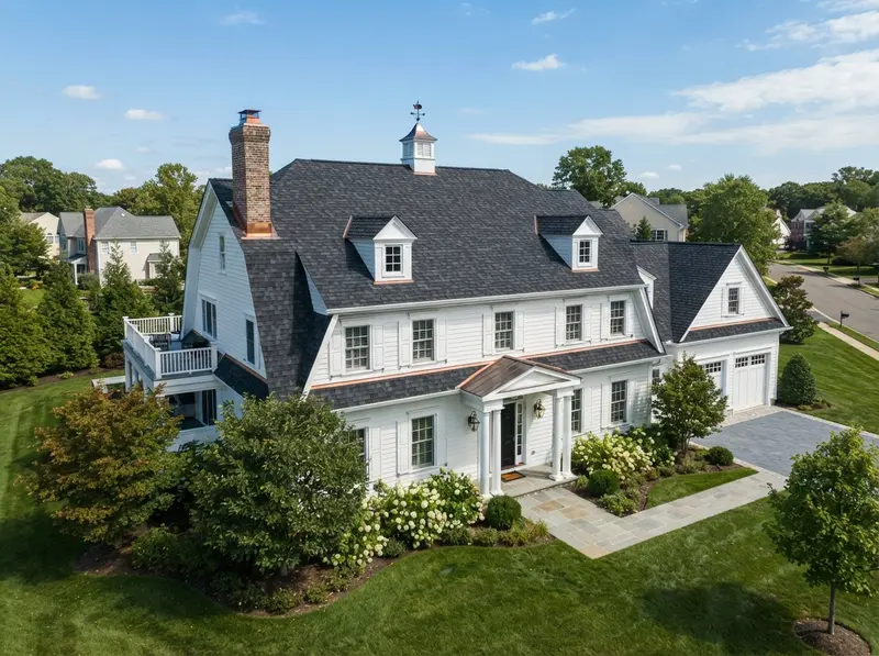 Professional roofing maintenance in Holmdel Professional roofing maintenance in Holmdel